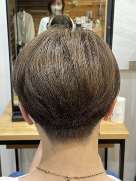 クロ(curro) マッシュカット