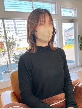コムヘアー(COM HAIR) ロブ。オレンジブラウン。