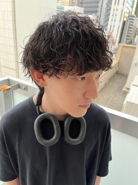 ラヴィズム 名駅店(LUVISM) メンズ波巻きパーマツイストスパイラルパーマショート刈り上げ