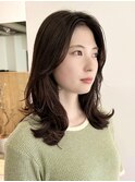 大人上品な外ハネミディアムレイヤー