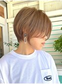 くびれショート/ミルクティーベージュ/ダブルカラー