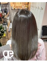 トゥーミー(to mee)&nbsp;オリーブグレージュ♪【新田】