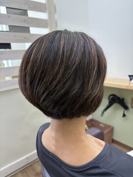 プレグラ(PLGR) ショートボブ