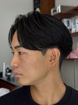カウンター(COUNTER) メンズセンターパート/ニュアンスパーマ 【初回 ¥9500】