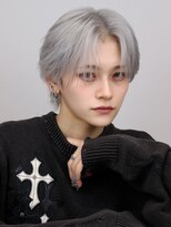 ザサードヘアー 船橋(THE 3rd HAIR)&nbsp;ホワイトシルバーシースルーセンターパート