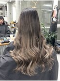 グレージュバレイヤージュ