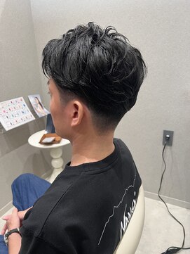 ロエ(Lowe') ビジネススタイル