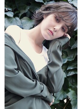 ヘアサロンエム 渋谷店(HAIR SALON M) 外ハネボブ　アッシュブラウン　ネオウルフ　デザインカラー