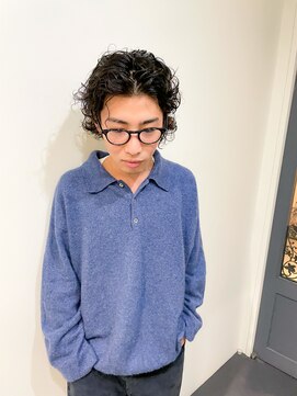 シツ(situ) 無造作ウエッティーパーマ