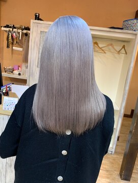 モアムー(Moremuu) ホワイトグレー