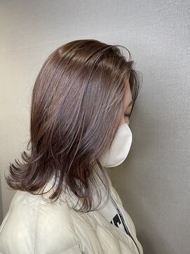 リリ(Liri material care salon by JAPAN) 透明感溢れるグレージュカラー