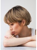 大人ハイライトグレージュショート