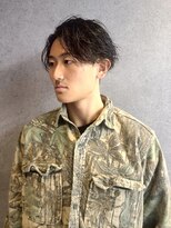 フジヤマバーバーショップ エビス(FUJIYAMA BARBER SHOP ebisu)&nbsp;ツイストスパイラルセンターパート好感度ヘアスタイル【ebisu】