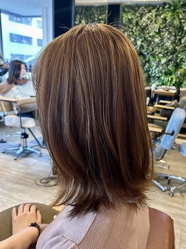 インデペンデンス(independence) ミルクティベージュ