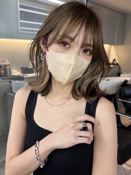 サイン 表参道(SIGN) 韓国ヘアーハッシュカットレイヤーカットグレージュブリーチ無し