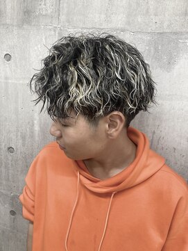 ヘアー アンベリール(HAIR EMBELLIR) ツイストスパイラルパーマ×ハイライト