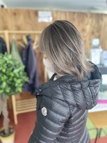 ソメツヤ 白石店(染TSUYA)&nbsp;【白髪ぼかし】全頭ブリーチ/シャドウルーツ