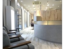 ブレスバイファースト 富谷店(Breath by first)の雰囲気（待合スペースも広々とあります♪）