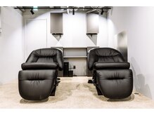 フルフラットのシャンプー台で極楽ヘッドスパ[松戸駅/メンズ/men's/メンズパーマ/メンズカット/ヘッドスパ]