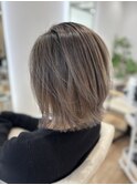 ベージュエアタッチバレイヤージュ