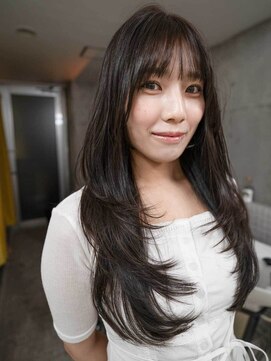 ホロン 池袋(HOLON) 池袋HOLON【レイヤーカット/ハッシュカット/似合わせカット】