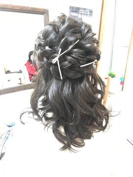 ロカット サロン(Roquat Salon) もこもこちらしリボンアレンジ【ヘアアレンジ  立川/立川南/袴】