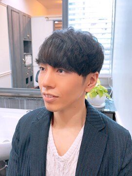 グレイスフル バーバープラチナム 六本木店(Graceful Barber platinum) ゆるふわマッシュ厚めバング