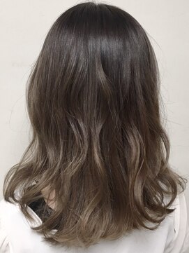 ビートヘアー 彦根イオンタウン店(BEET HAIR) バング★グラデーション 【BEET イオンタウン彦根店】