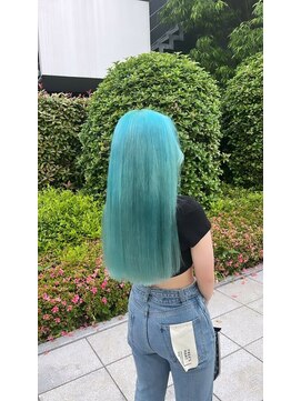 ワンズクロエ 原宿店(ONE's Chloe) グリーンカラー/アースカラー/くびれヘア/ツートーンカラー