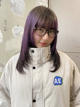 ロジ(loji) 顔まわりカット × ルーツカラー