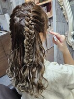 ラピスラズリ(Lapis Lazuli)&nbsp;ハーフアップ　8 （熊本　下通　ヘアセット専門店）
