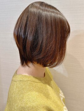 コーエン(cowen) 大人かわいい☆シャープな前下がりボブ♪透明感カラー