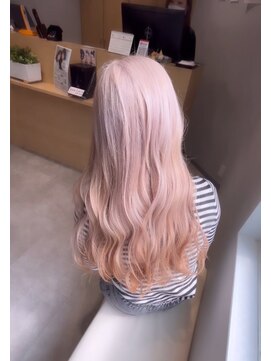 アヴァンス 京橋店(AVANCE) ロングも可愛いピンクベージュ