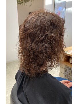 ストーリアエフ カミトザッカ(storia.f kami to zakka) おしゃれでスタイリングが凄く簡単！カールの持ちも良い！！