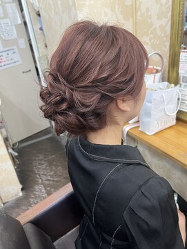 ヘアセットアンドエクステンションショールーム(SHOW ROOM) まとめ髪シニヨン