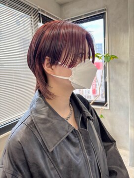 テトヘアー(teto hair) ハンサムウルフ、前下がり、レッドカラー、ブリーチ無しカラー