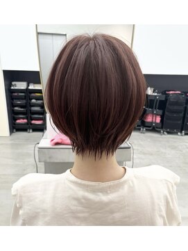 ナンバー 博多(Number) 【首が長く見える襟足/たまごショート】