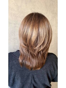 ポリマン 西新井(poliment) 艶感ベージュ×レイヤーカット/メテオ髪質改善