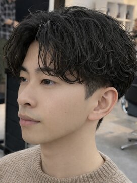 シーフ 千葉(Cyf) シャドウパーマ/アクティブショート/センターパート/千葉駅