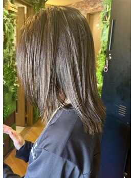 RILLhair.の写真/気になる白髪を隠すから、自然に活かして馴染ませてみませんか?
