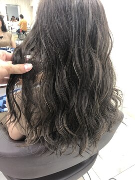 ノア(NOA by KENJE) ハイライト グレージュ .