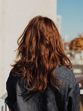 イコール バイ プロデュース 町田駅前店(equal by Produce) 巻き髪風パーマ