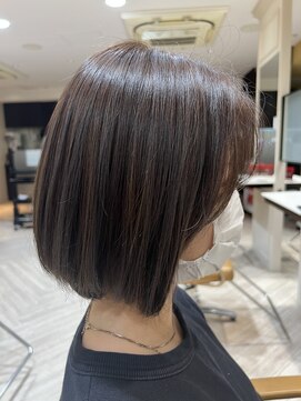 ゼンコー キチジョウジ(ZENKO KICHIJOJI) 【透明感カラー】アッシュ系ローライト×ボブ