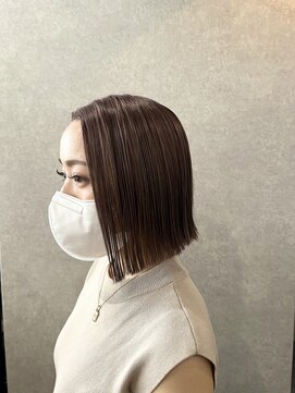 クレア(CREA) 切りっぱなしボブ