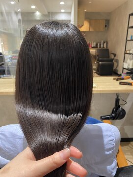 ジュール サウス 新宿南口(Joule South) 艶ロング