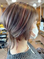 ビーポッシュ ジャスパー店(Be Posh)&nbsp;20代30代前下がりショートツヤ感ボブウルフレイヤーカット