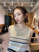 ノイカーム(noi Calm)&nbsp;【noi　Calm】　ミディアム　レイヤーカット　くびれヘア