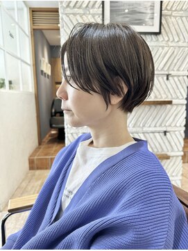 アデプト 綾瀬店(adept) 大人ショートボブ/マッシュショート/丸みショート【綾瀬/亀有/