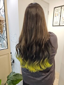 ヘア ケア ディエイチケー(HAIR CARE DHK) ロングヘア裾カラー黄緑