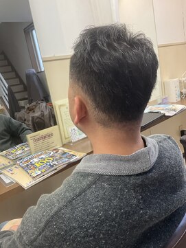 コアフィールフィス(COIFFURE fils) 【見附　今町】フェードカット　似合わせ